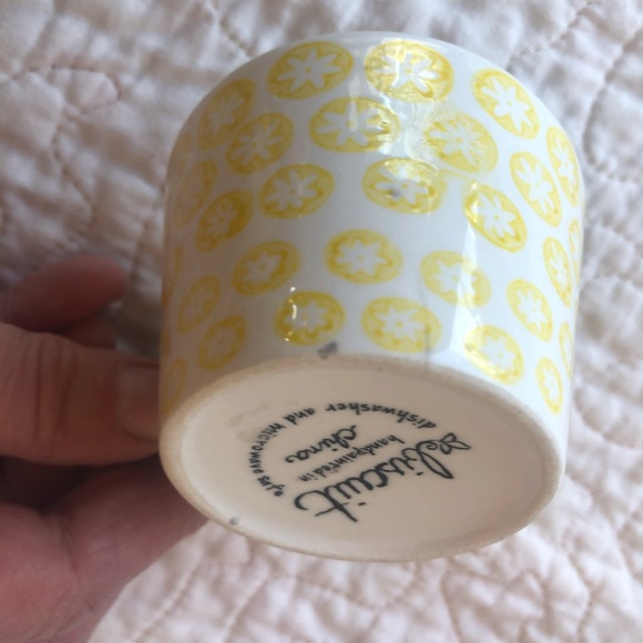 VINTAGE LOT tin, measuring cup, picture, ornament - Picture 5 of 7